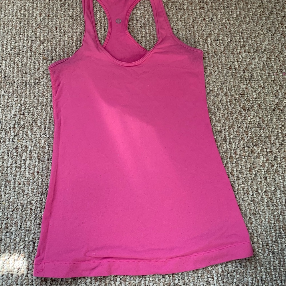 Lululemon tank